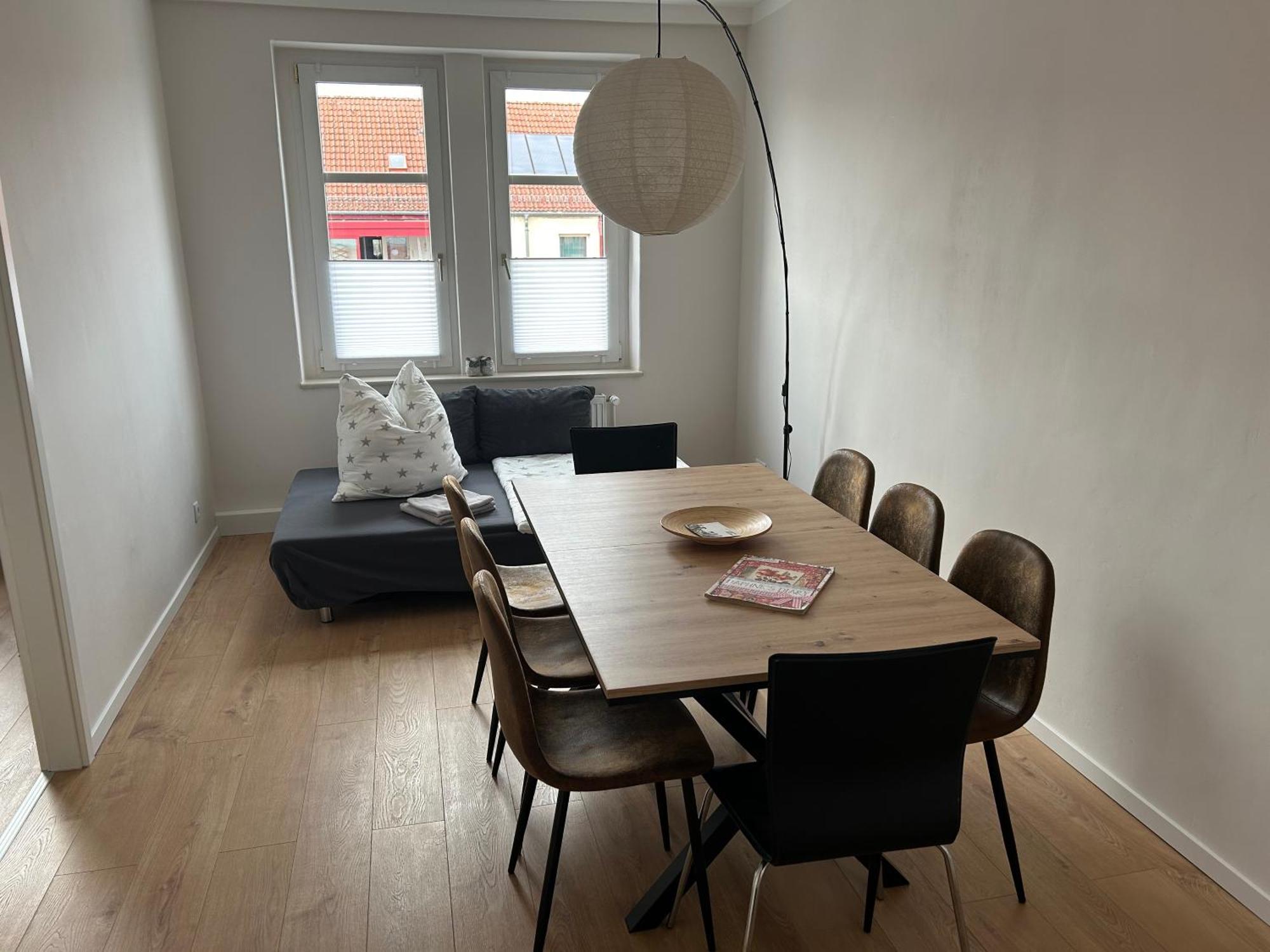 Schoene Neue 4 Zimmer Wohnung Mit Sued-Balkon Bis 8 Personen Наумбург Екстериор снимка