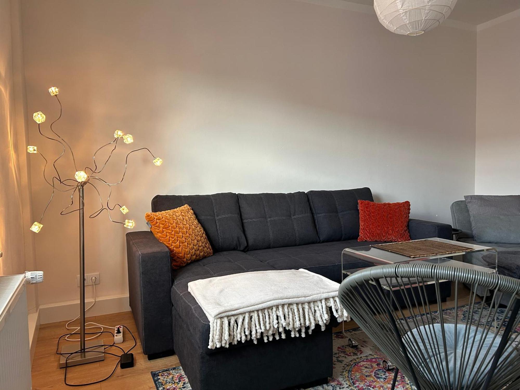 Schoene Neue 4 Zimmer Wohnung Mit Sued-Balkon Bis 8 Personen Наумбург Екстериор снимка